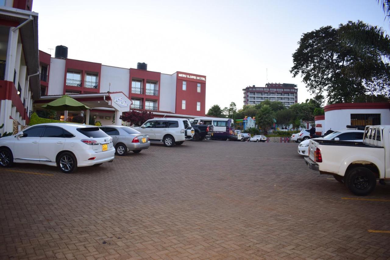 Meru Slopes Hotel Bagian luar foto
