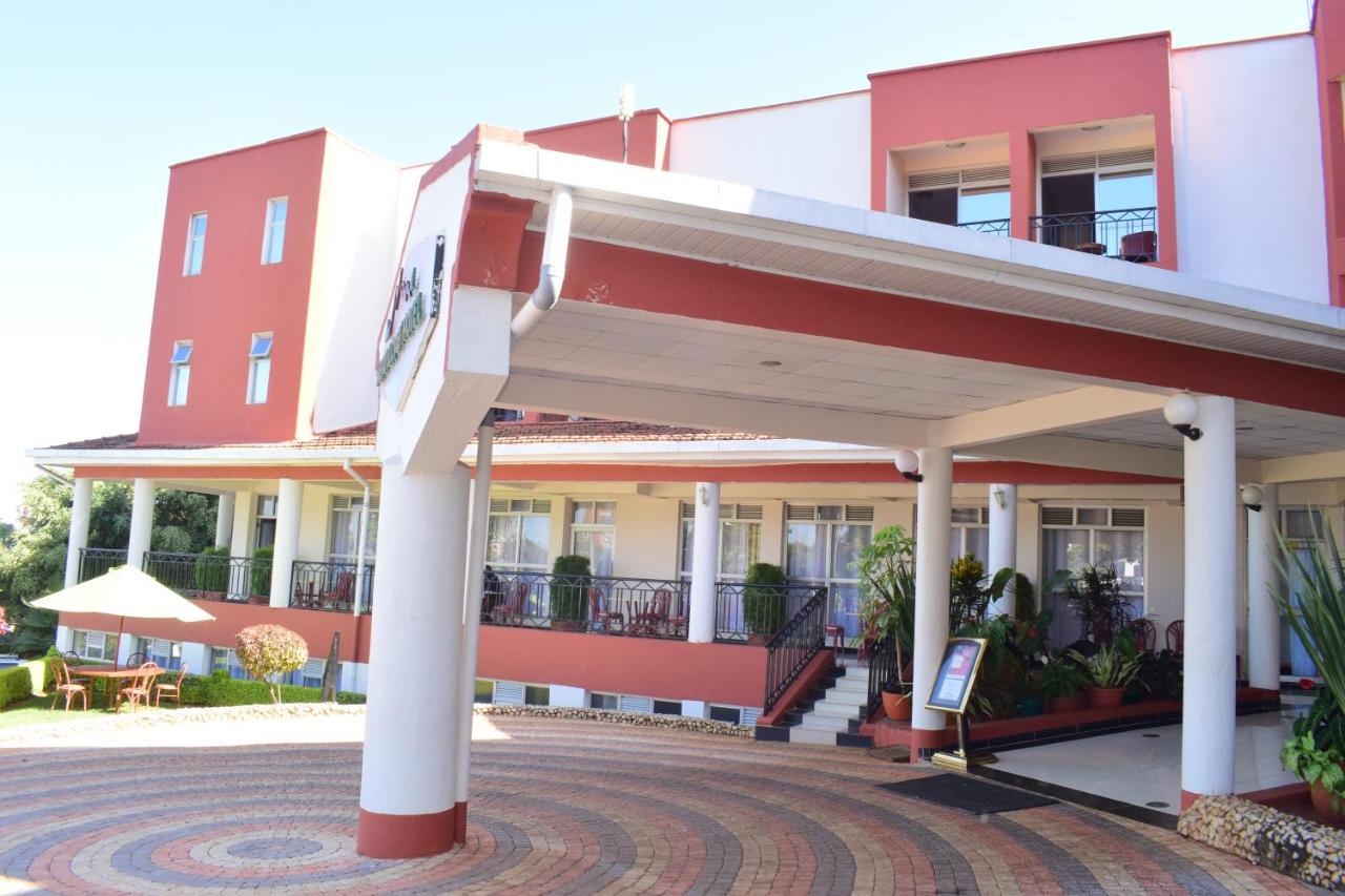 Meru Slopes Hotel Bagian luar foto