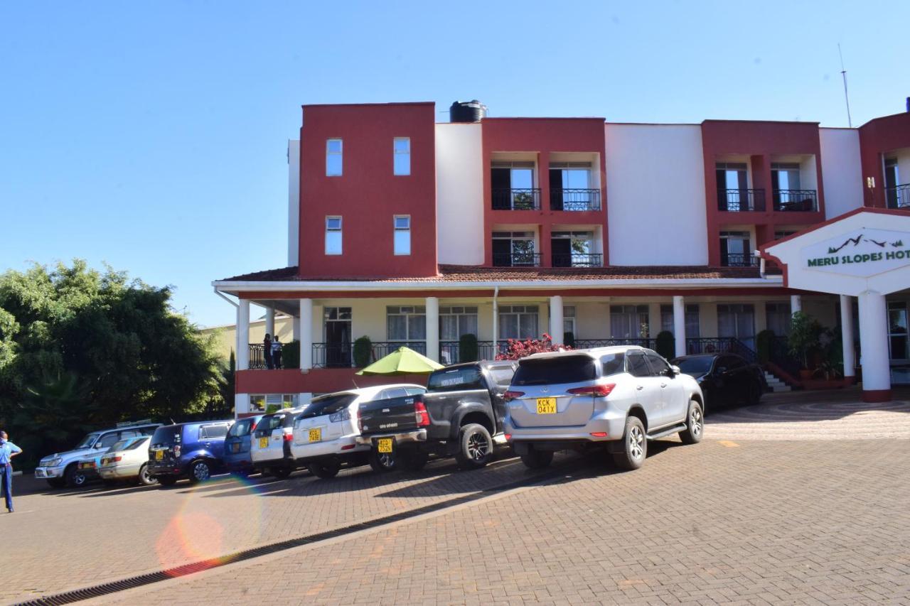 Meru Slopes Hotel Bagian luar foto
