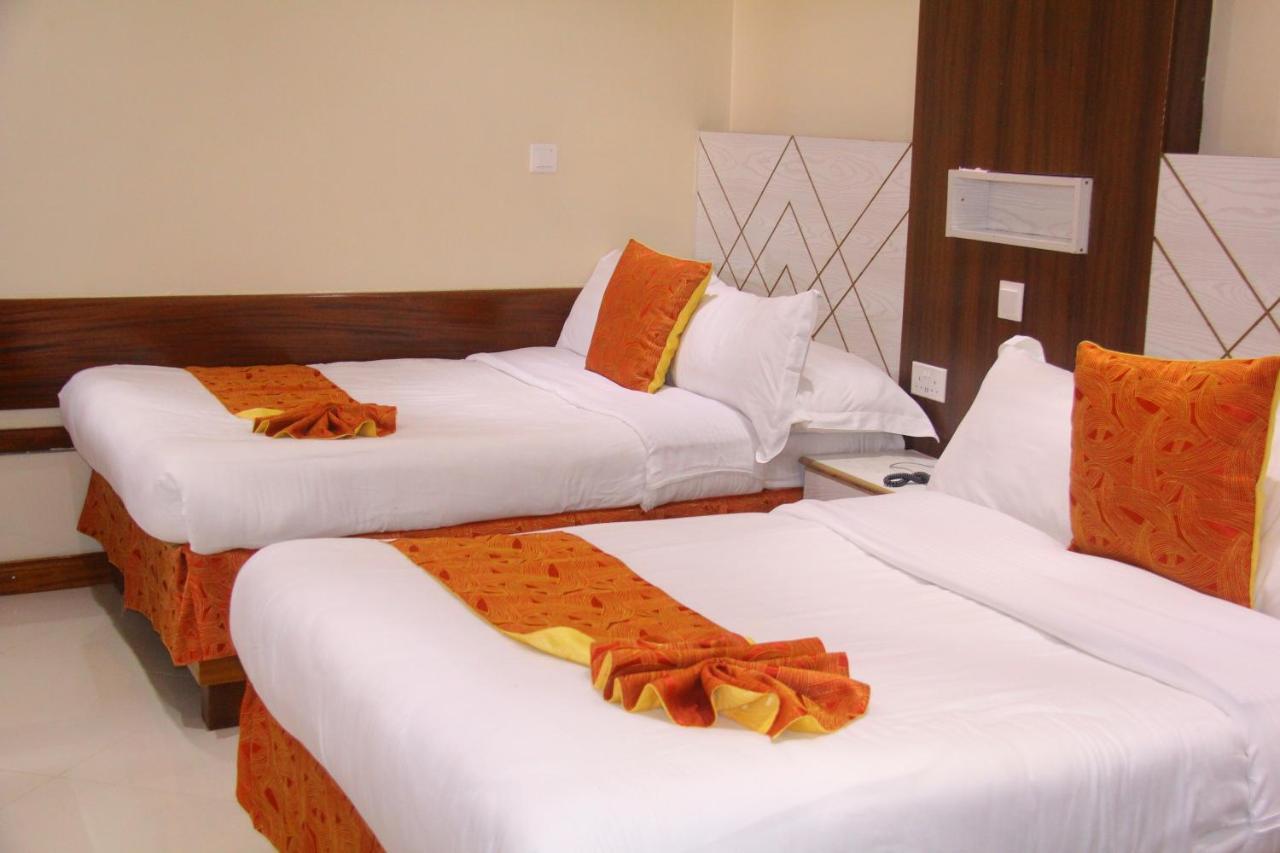 Meru Slopes Hotel Bagian luar foto