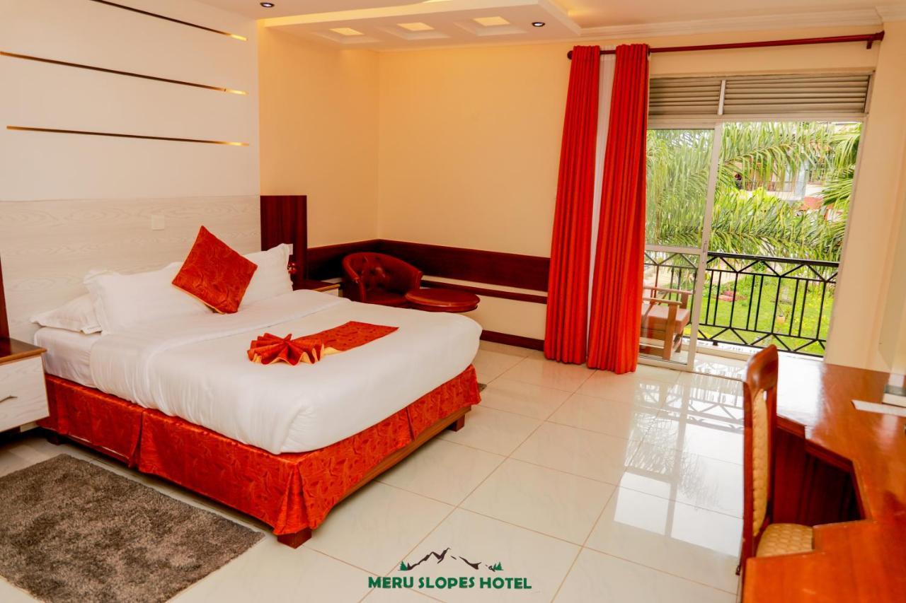 Meru Slopes Hotel Bagian luar foto