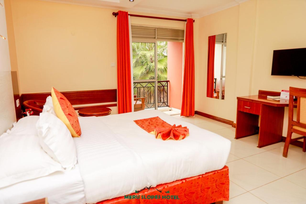 Meru Slopes Hotel Bagian luar foto