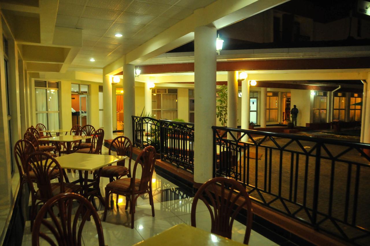 Meru Slopes Hotel Bagian luar foto