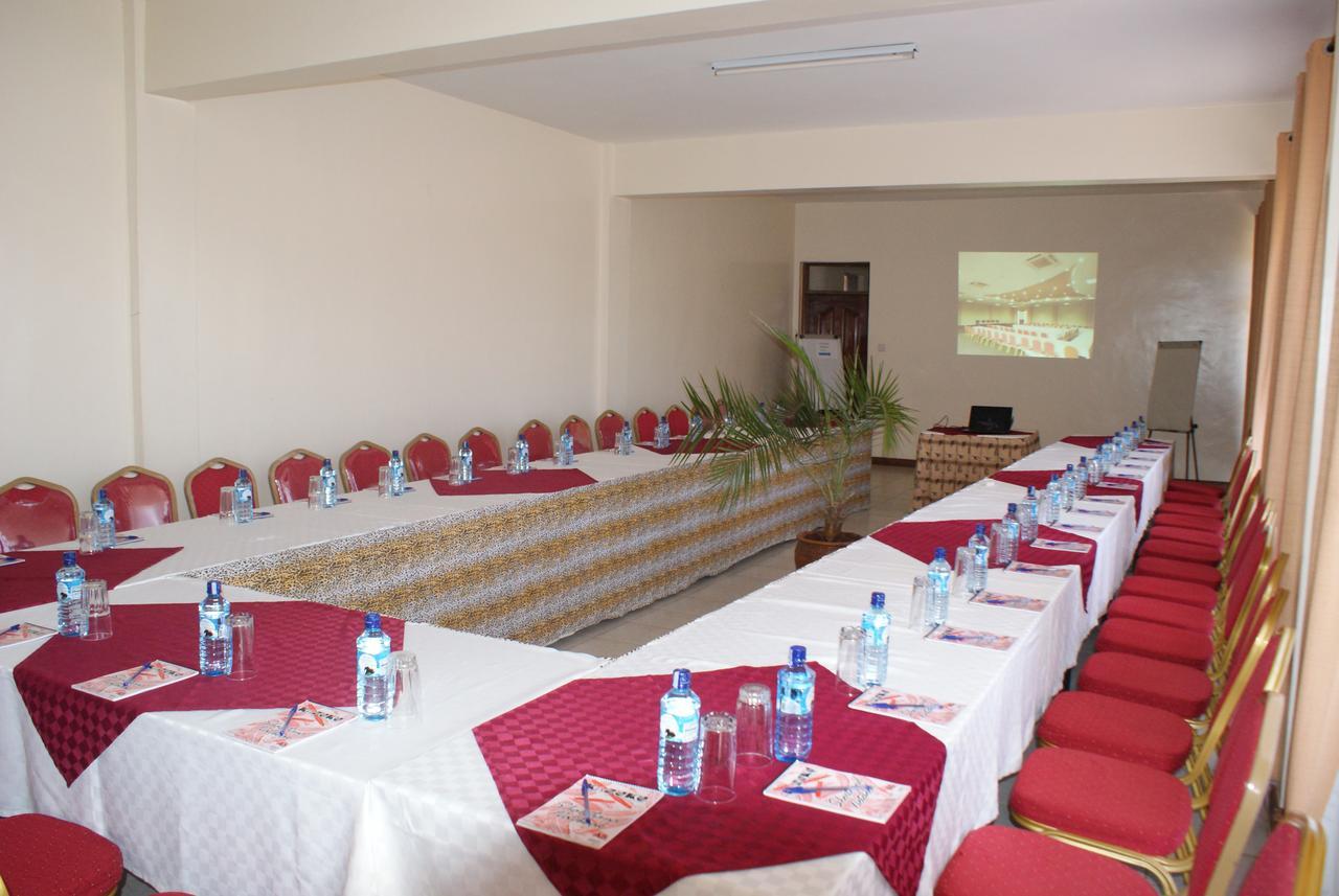 Meru Slopes Hotel Bagian luar foto