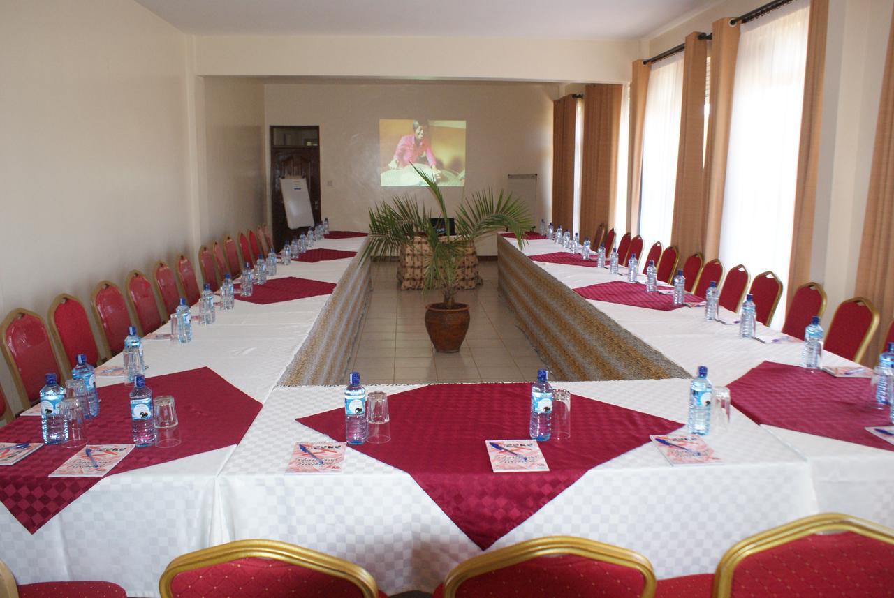 Meru Slopes Hotel Bagian luar foto